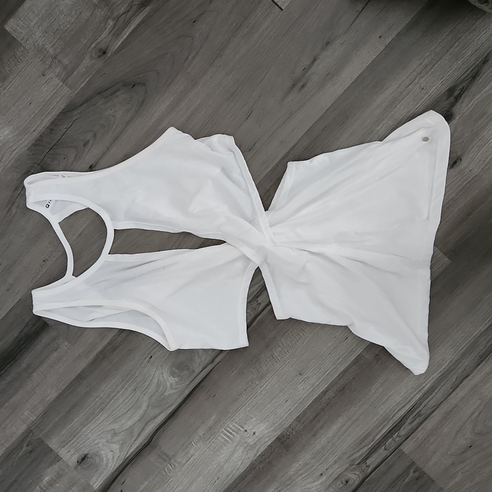 Fabletics cutout workout tank top